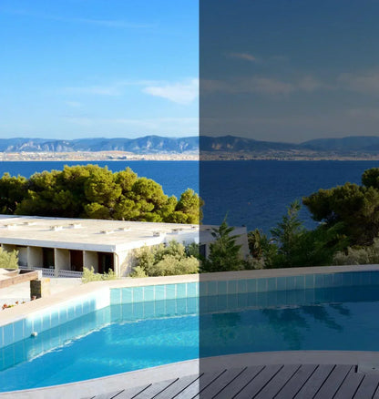 Vergleichsansicht mit Sonnenschutzfolie am Fenster, Blick auf Pool, Meer und Landschaft
